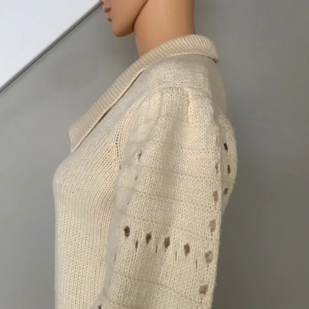 Sweater - Picture 5 of 9